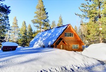 RedAwning The Pine Cone Retreat